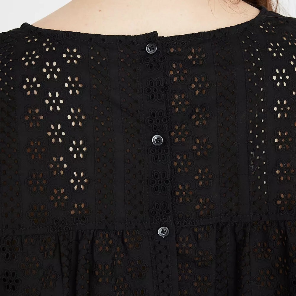 Madewell Eyelet tiered button back top - Picture 11 of 12